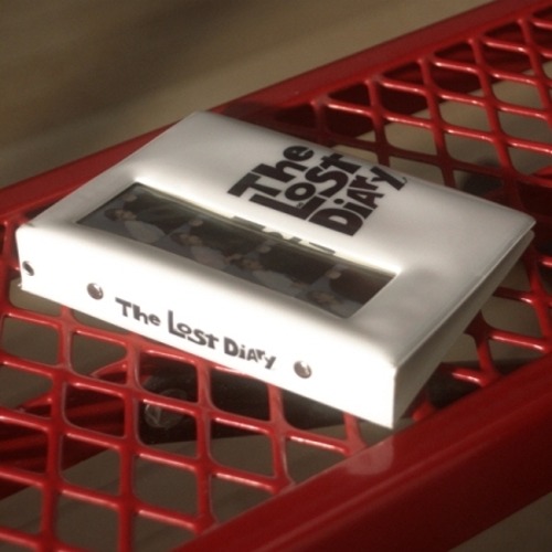 UNE - THE LOST DIARY (USB) Koreapopstore.com